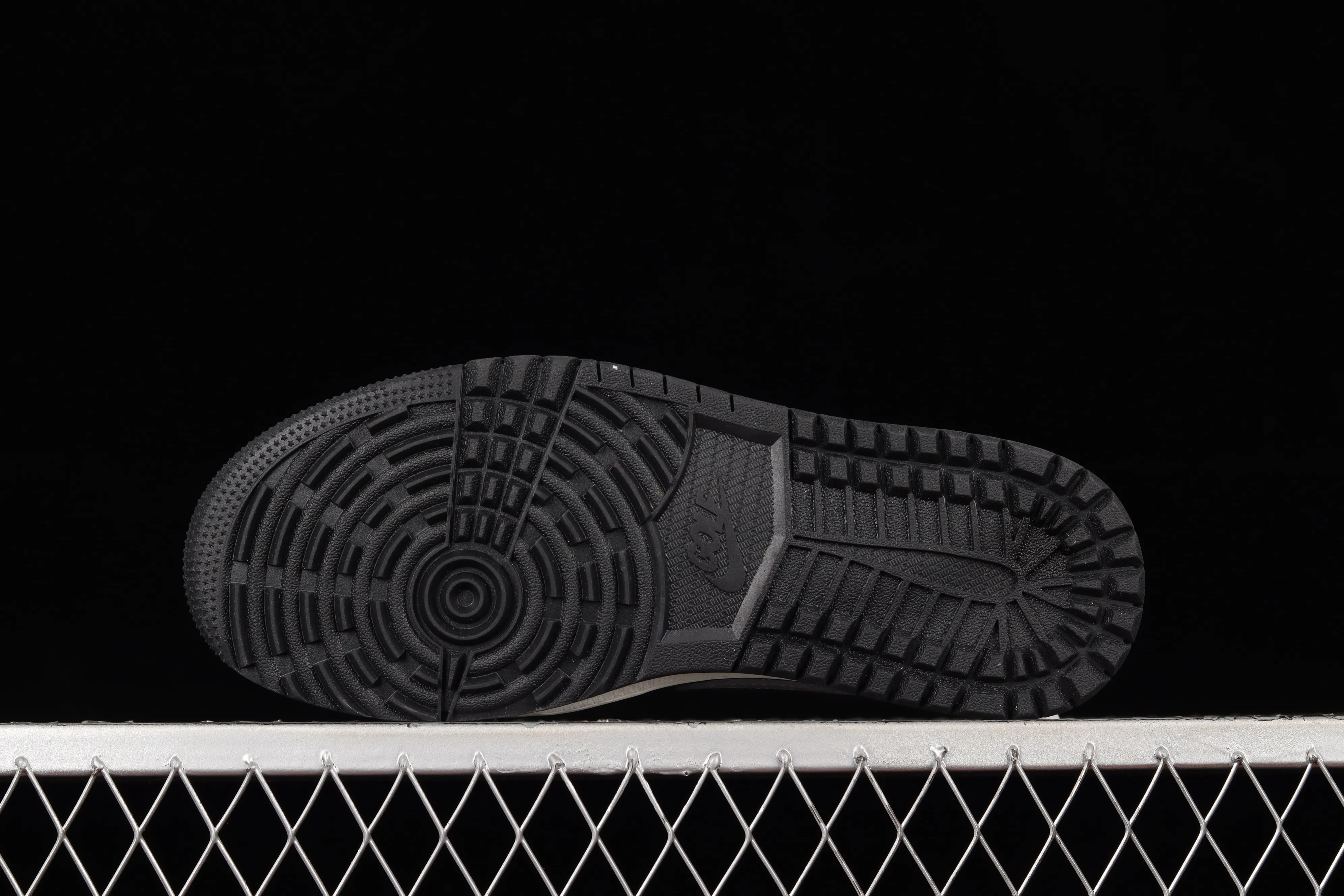 All categories Air Jordan Jordan series basketball shoes Air Jordan 1 Low Z version Air Jordan 1 Low Golf "Shadow" AJ1 Joe 1 new golf version black and gray shadow color DD9315-001